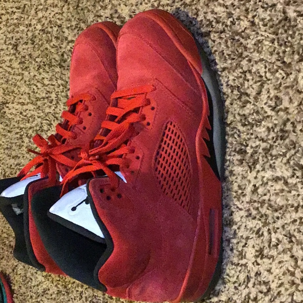 Jordan 5 - Picture 2 of 5